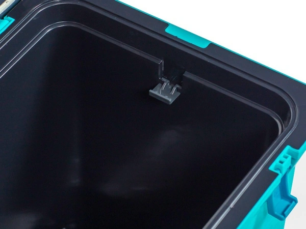 Изотермический контейнер 28л. с плечевым ремнем синий код: 29599